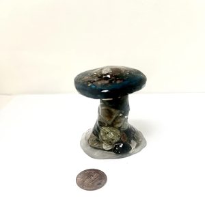 Semi-Precious Stone Mushroom - Medium