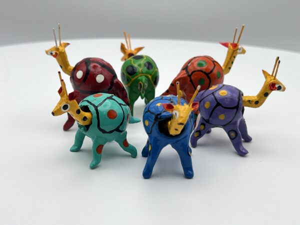 Loose Neck Giraffe - Image 4