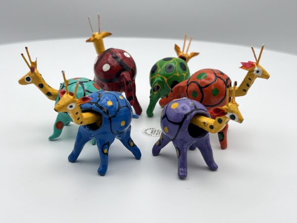 Loose Neck Giraffe - Image 5