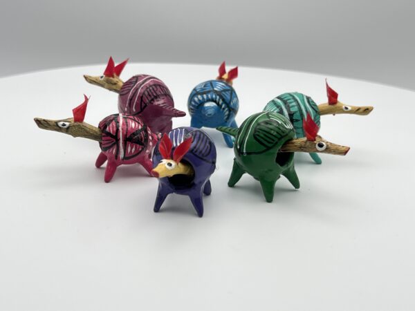 Loose Neck Armadillo - Image 5