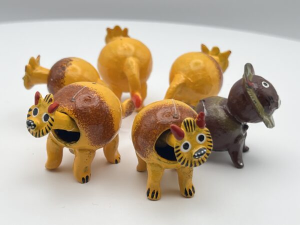 Loose Neck Lion - Image 5