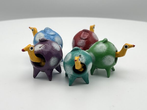 Loose Neck Camel - Image 3